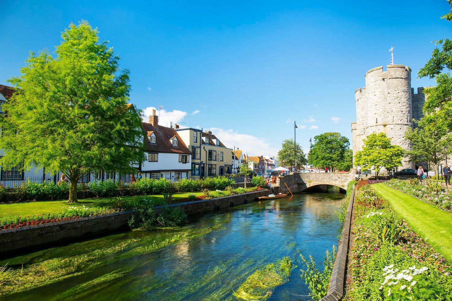 Luxury 2 Bedroom City Centre Apartment - Secure Parking - Amazing Location! Canterbury Dış mekan fotoğraf