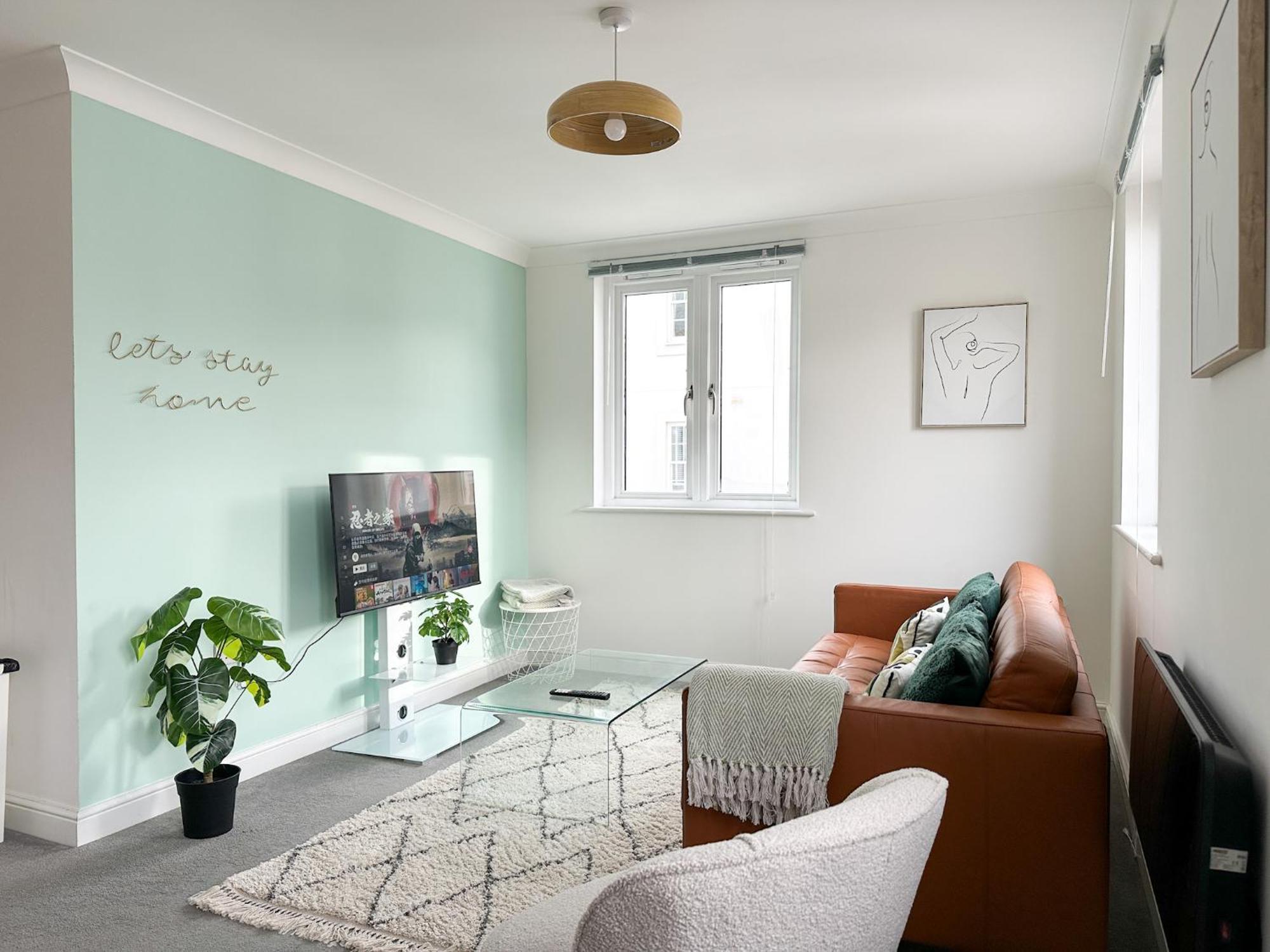 Luxury 2 Bedroom City Centre Apartment - Secure Parking - Amazing Location! Canterbury Dış mekan fotoğraf