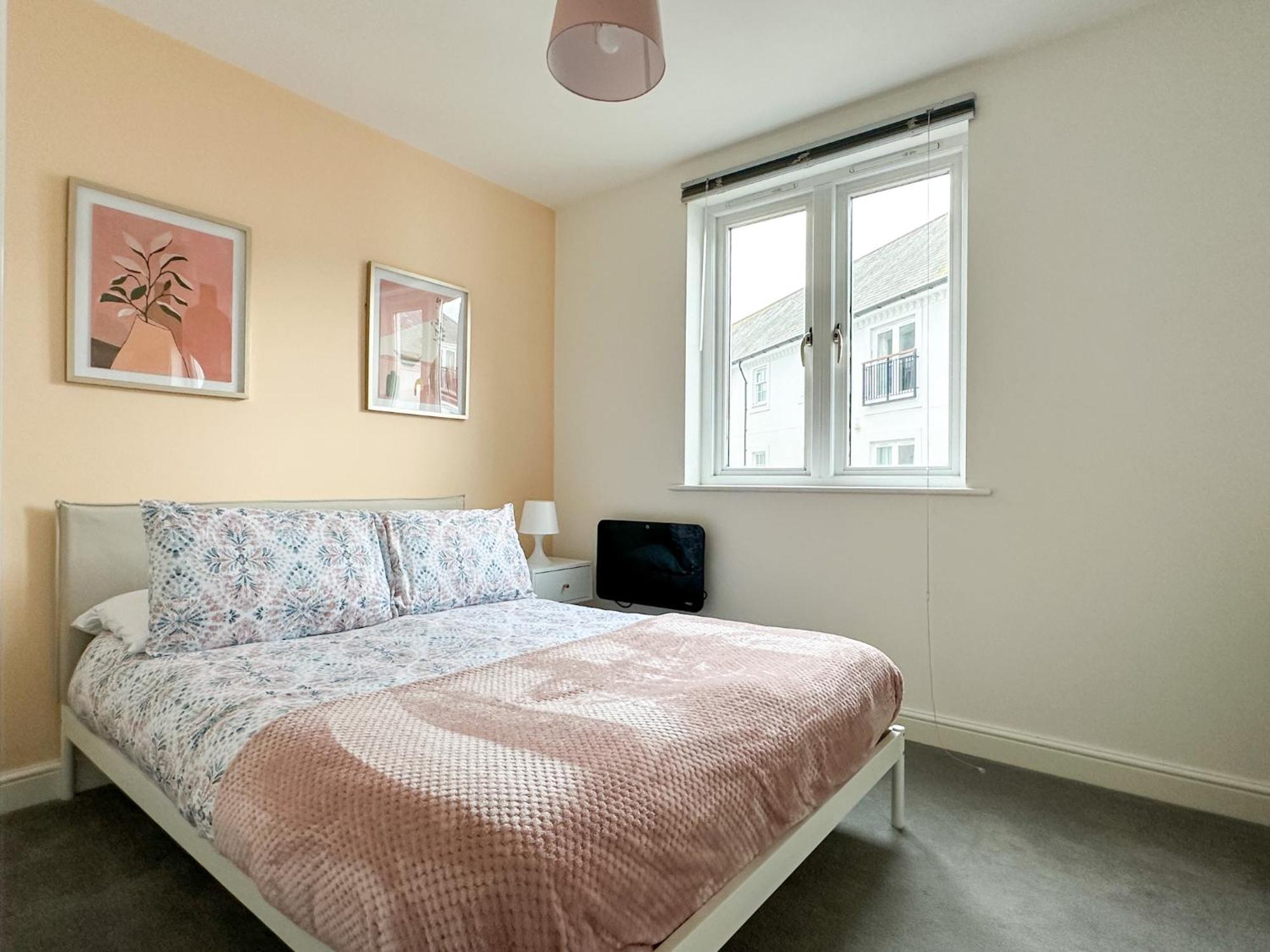 Luxury 2 Bedroom City Centre Apartment - Secure Parking - Amazing Location! Canterbury Dış mekan fotoğraf